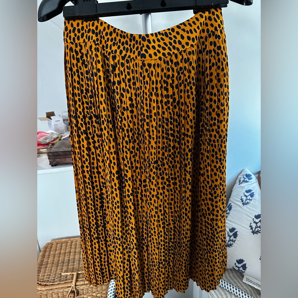 Elegant Navy and Mustard Polka Dot Midi Skirt